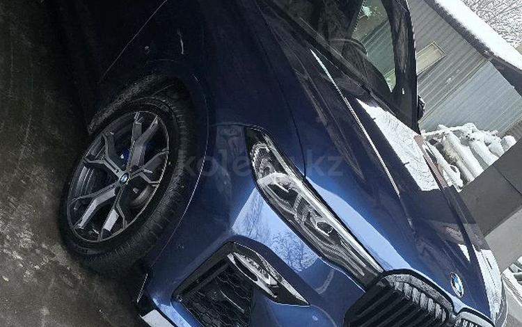 BMW X7 — миниатюра 1