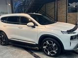 Hyundai Santa Fe 2023 года за 19 250 000 тг. в Алматы