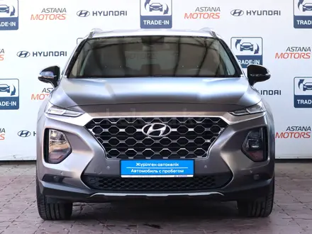 Hyundai Santa Fe 2019 года за 13 990 000 тг. в Алматы – фото 2