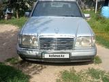 Mercedes-Benz E 200 1994 года за 1 600 000 тг. в Алматы – фото 3