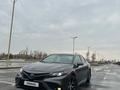 Toyota Camry 2022 года за 13 500 000 тг. в Шымкент – фото 2