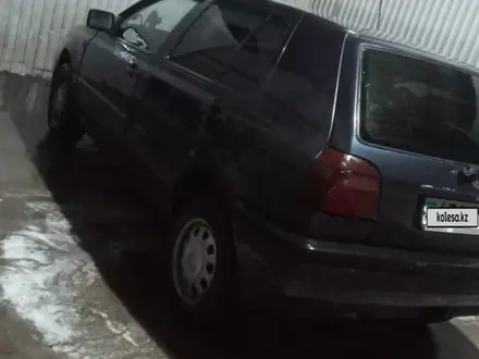 Volkswagen Golf 1995 года за 850 000 тг. в Тараз – фото 5