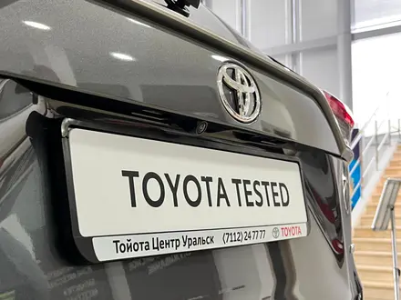 Toyota RAV4 2022 года за 17 650 000 тг. в Уральск – фото 17