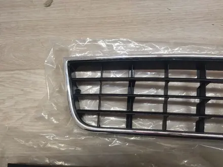 Решетка в бампер Ауди а6с5 за 5 000 тг. в Астана – фото 3