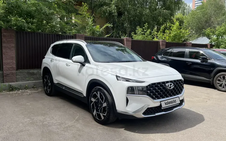 Hyundai Santa Fe 2022 года за 15 000 000 тг. в Астана