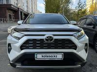 Toyota RAV4 2021 года за 15 500 000 тг. в Астана