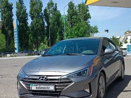 Hyundai Elantra 2019 года за 8 800 000 тг. в Талдыкорган – фото 2