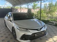 Toyota Camry 2021 года за 16 500 000 тг. в Алматы