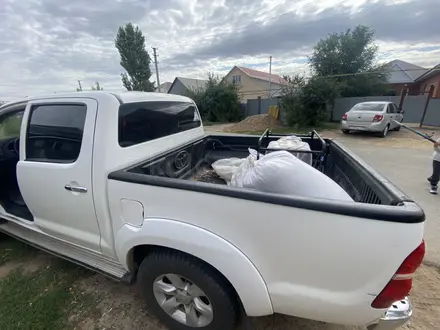 Toyota Hilux 2014 года за 11 500 000 тг. в Уральск – фото 14