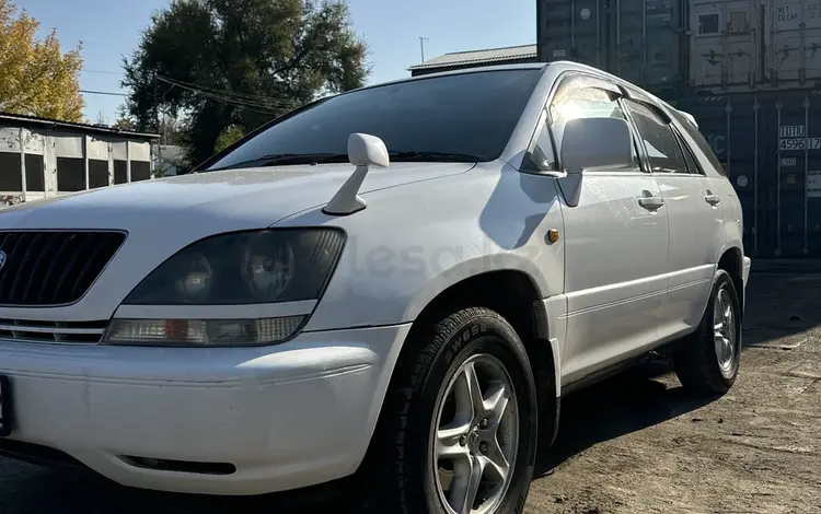 Toyota Harrier 2000 годаүшін4 800 000 тг. в Алматы