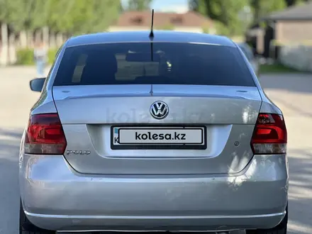 Volkswagen Polo 2014 года за 3 950 000 тг. в Актобе – фото 4