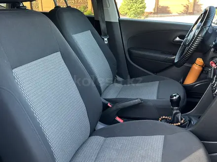 Volkswagen Polo 2014 года за 3 950 000 тг. в Актобе – фото 8