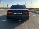 BMW 528 1996 года за 2 550 000 тг. в Астана – фото 4