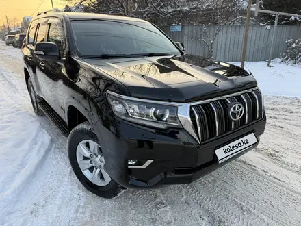 Toyota Land Cruiser Prado 2020 года за 23 650 000 тг. в Алматы – фото 7