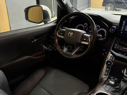 Toyota Land Cruiser 2021 года за 48 000 000 тг. в Алматы – фото 11