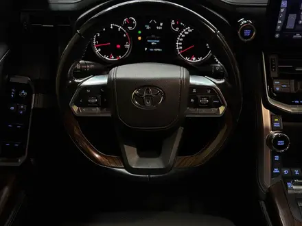Toyota Land Cruiser 2021 года за 48 000 000 тг. в Алматы – фото 14