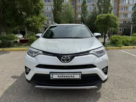 Toyota RAV4 2019 года за 11 400 000 тг. в Актобе – фото 11