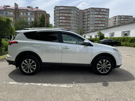 Toyota RAV4 2019 года за 11 400 000 тг. в Актобе – фото 4