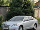 Toyota Camry 2007 года за 6 900 000 тг. в Алматы – фото 2