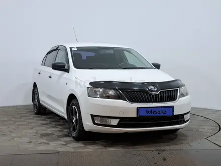 Skoda Rapid 2013 года за 3 950 000 тг. в Астана – фото 3