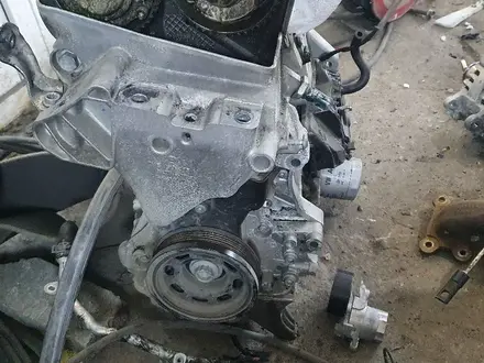 Двигатель Volkswagen Tiguan за 500 000 тг. в Алматы – фото 2