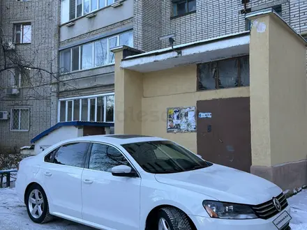 Volkswagen Passat 2014 года за 4 800 000 тг. в Уральск