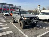 Mitsubishi Montero Sport 2001 года за 7 000 000 тг. в Атырау – фото 2