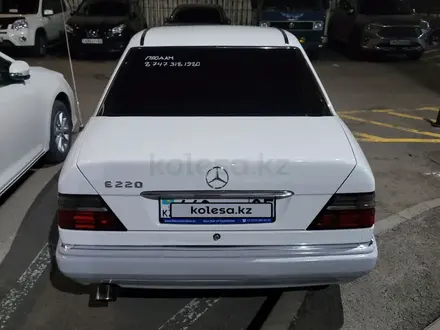 Mercedes-Benz E 220 1993 годаүшін2 200 000 тг. в Алматы – фото 7