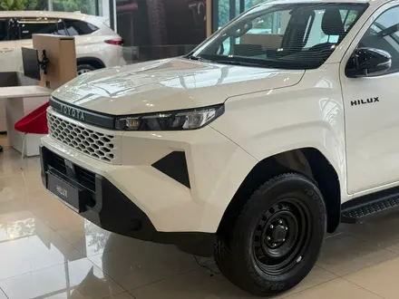 Toyota Hilux Comfort 2026 года за 27 890 000 тг. в Алматы – фото 5
