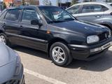 Volkswagen Golf 1992 годаүшін1 700 000 тг. в Астана