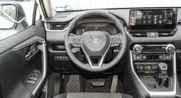 Toyota RAV4 2023 года за 16 500 000 тг. в Алматы – фото 4