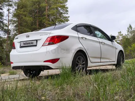 Hyundai Solaris 2014 года за 4 850 000 тг. в Семей – фото 3