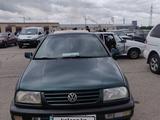 Volkswagen Vento 1996 года за 1 700 000 тг. в Тараз – фото 5