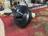 Вакуумный усилитель тормозов, главный тормозной цилиндр, тормозной вакуум за 45 000 тг. в Алматы – фото 2