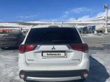 Mitsubishi Outlander 2017 годаfor7 300 000 тг. в Астана – фото 3