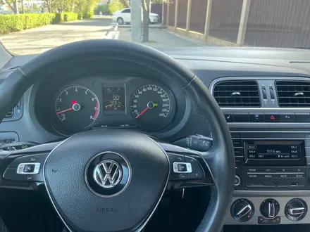 Volkswagen Polo 2019 года за 7 200 000 тг. в Атырау – фото 6