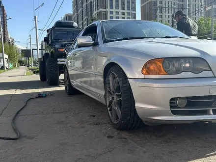 BMW 330 2000 года за 4 000 000 тг. в Алматы – фото 15