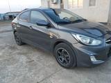 Hyundai Solaris 2012 года за 4 200 000 тг. в Атырау – фото 4