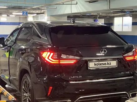 Lexus RX 300 2019 года за 29 000 000 тг. в Астана – фото 4