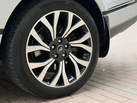 Land Rover Range Rover 2018 года за 31 500 000 тг. в Алматы – фото 7