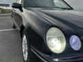 Mercedes-Benz E 240 2000 года за 4 000 000 тг. в Актобе – фото 9