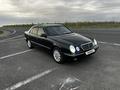 Mercedes-Benz E 240 2000 года за 4 000 000 тг. в Актобе – фото 3