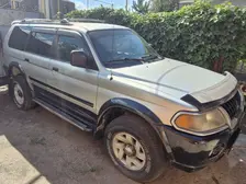 Mitsubishi Montero Sport, 2000