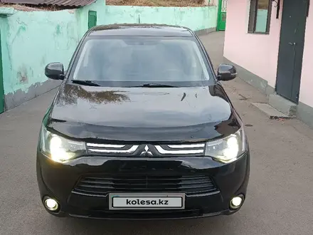 Mitsubishi Outlander 2012 года за 8 000 000 тг. в Алматы – фото 21