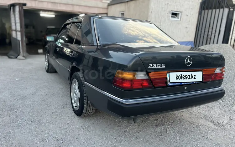 Mercedes-Benz E 230 1992 года за 1 650 000 тг. в Кордай