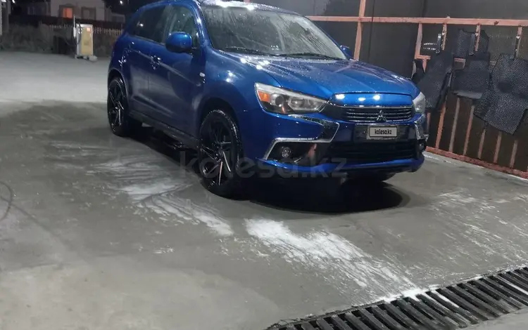 Mitsubishi Outlander Sport 2015 годаүшін4 600 000 тг. в Атырау