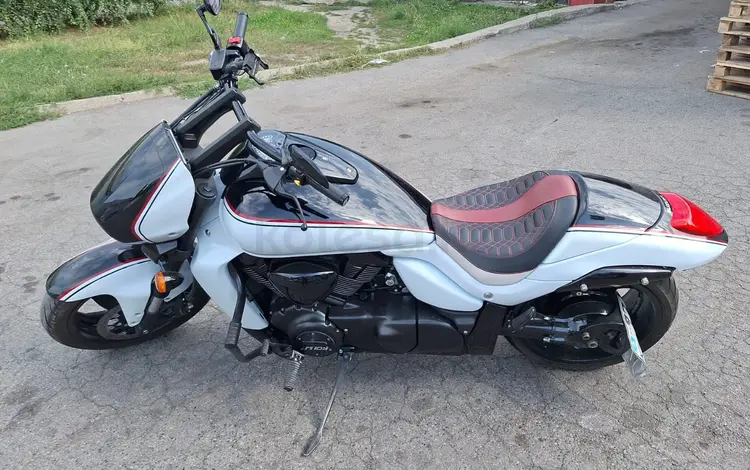 Suzuki  Intruder M1800R (VZR 1800) 2015 годаүшін5 800 000 тг. в Алматы