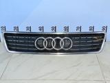 Решетка радиатора Audi A6 C5 за 15 000 тг. в Тараз