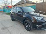 Toyota RAV4 2019 года за 15 300 000 тг. в Тараз – фото 3