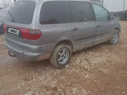 Ford Galaxy 1998 года за 1 400 000 тг. в Алматы